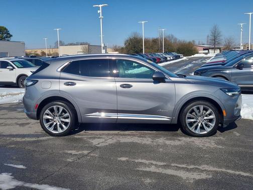 2022 Buick Envision FWD Avenir