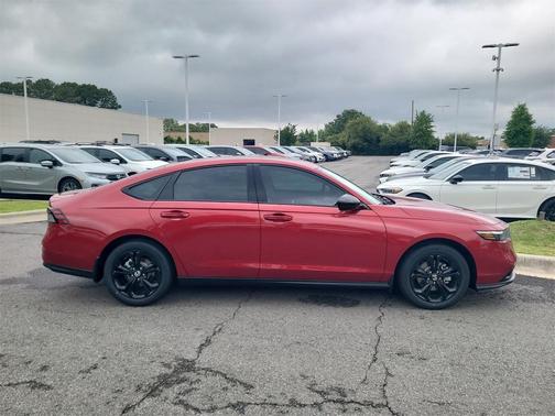 2025 Honda Accord Sport SE 1.5T