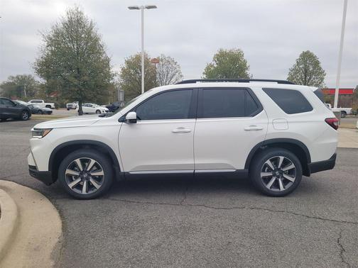 2025 Honda Pilot Touring 8-Passenger