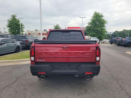 Radiant Red Metallic II 2026 Honda Ridgeline RTL