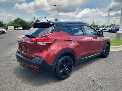 2020 Nissan Kicks SR