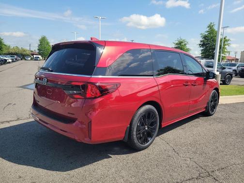 Radiant Red Metallic II 2026 Honda Odyssey Sport-L