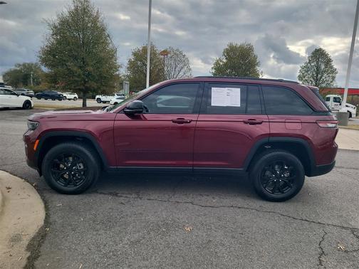 2025 Jeep Grand Cherokee Altitude