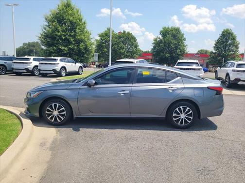 2020 Nissan Altima S FWD