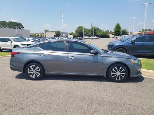 2020 Nissan Altima S FWD