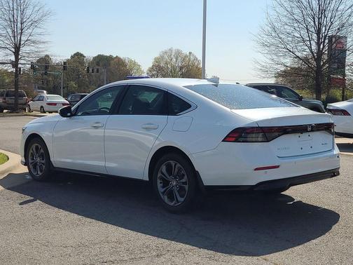 Platinum White Pearl 2026 Honda Accord Hybrid EX-L