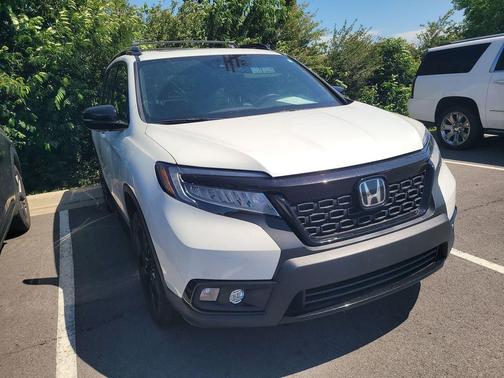 White 2021 Honda Passport AWD Elite