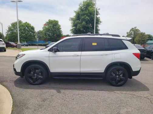 White 2021 Honda Passport AWD Elite
