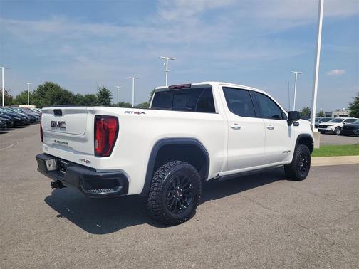 2023 GMC Sierra 1500 AT4X