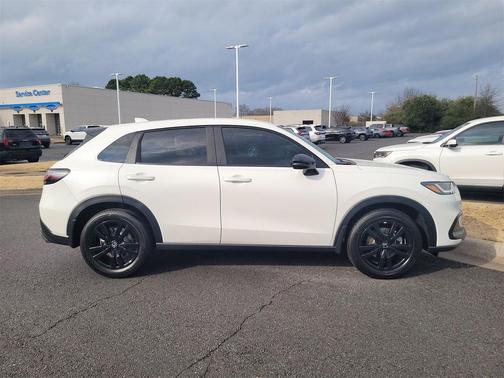 2026 Honda HR-V 2WD Sport