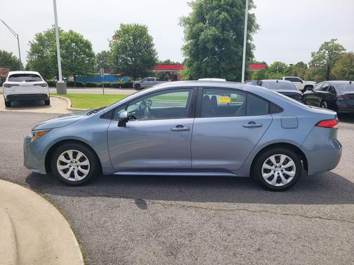 Celestite 2023 Toyota Corolla LE