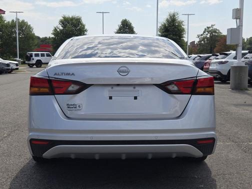 2024 Nissan Altima S FWD