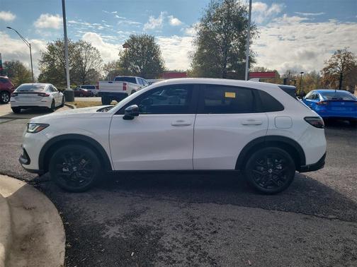 2025 Honda HR-V AWD Sport