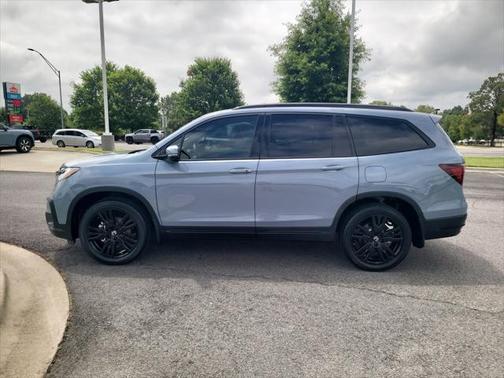 2022 Honda Pilot AWD Black Edition