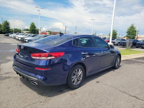 2020 Kia Optima LX