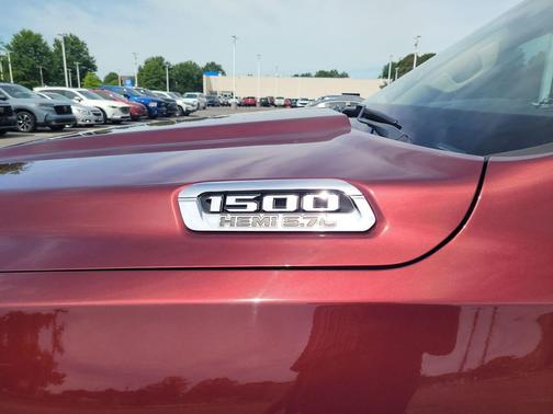Delmonico Red Pearlcoat 2019 RAM 1500 Laramie