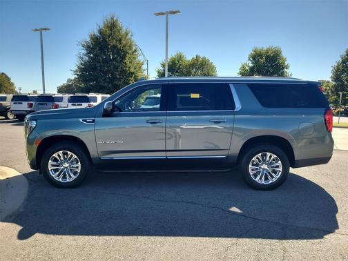 2024 GMC Yukon XL SLT