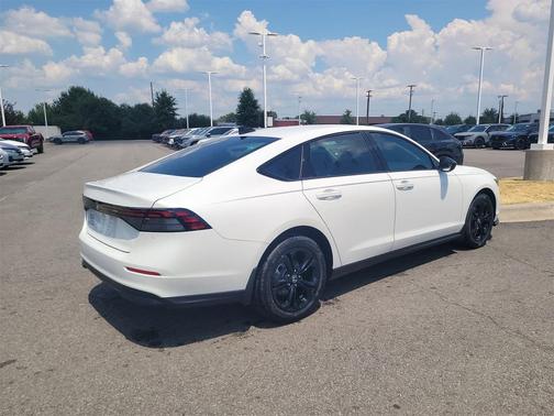 2025 Honda Accord Sport SE 1.5T