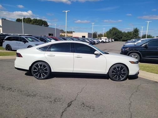 2025 Honda Accord Hybrid Touring