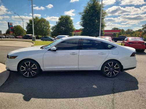 2025 Honda Accord Hybrid Touring