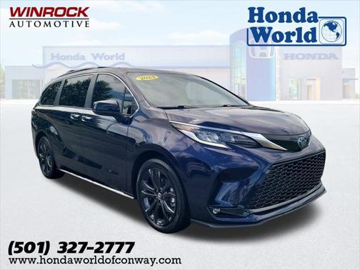 2023 Toyota Sienna XSE 7 Passenger