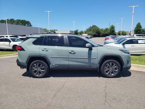 2023 Toyota RAV4 Hybrid XLE Premium