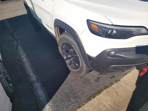 2022 Jeep Cherokee Trailhawk