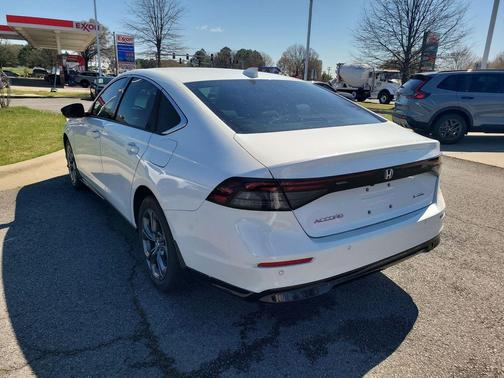 Platinum White Pearl 2026 Honda Accord Hybrid EX-L