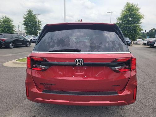 Radiant Red Metallic II 2026 Honda Odyssey Sport-L