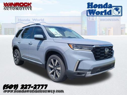 2025 Honda Pilot Touring 8-Passenger