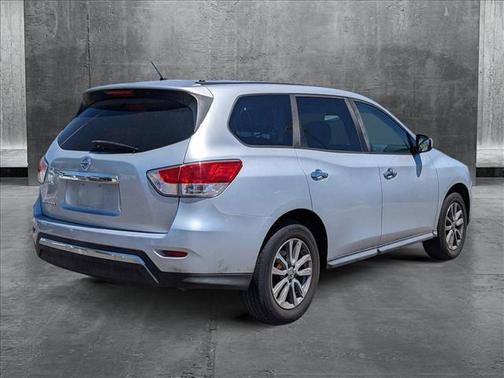 2014 Nissan Pathfinder S