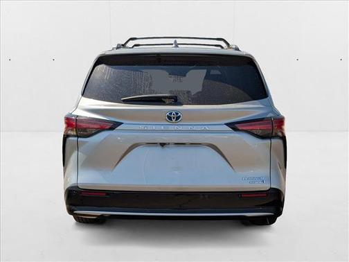 2023 Toyota Sienna Platinum 7 Passenger