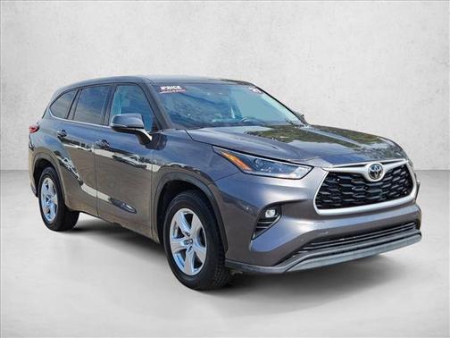 2021 Toyota Highlander LE