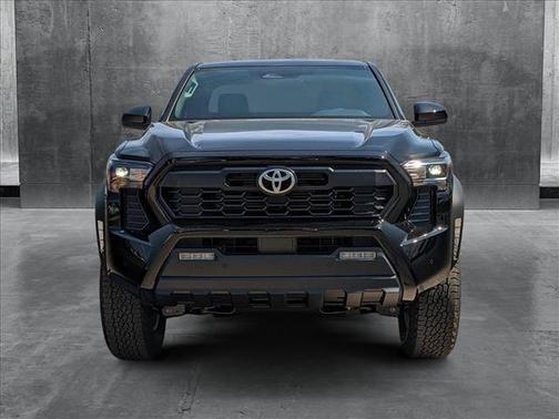 2025 Toyota Tacoma TRD PreRunner 4WD