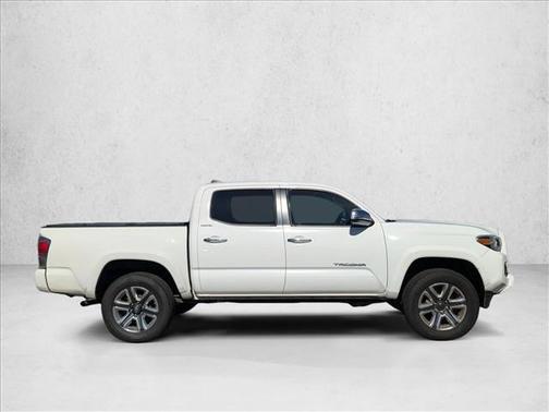 2017 Toyota Tacoma Limited