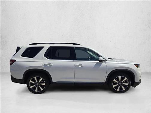 Platinum White Pea 2025 Honda Pilot Touring 8-Passenger
