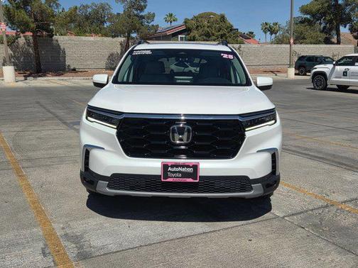 Platinum White Pea 2025 Honda Pilot Touring 8-Passenger