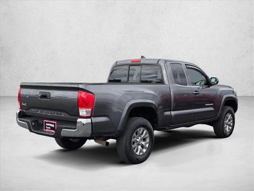 2017 Toyota Tacoma SR5