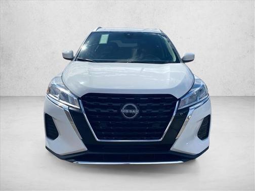 Fresh Powder 2024 Nissan Kicks SV