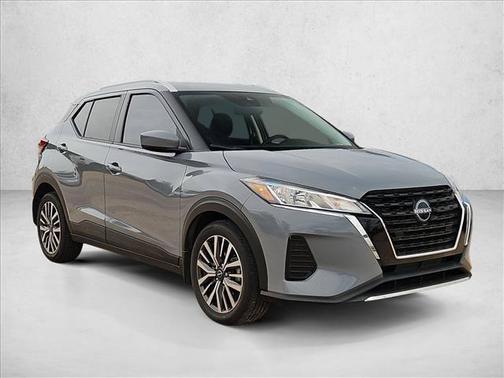 Boulder Gray Pearl 2023 Nissan Kicks SV