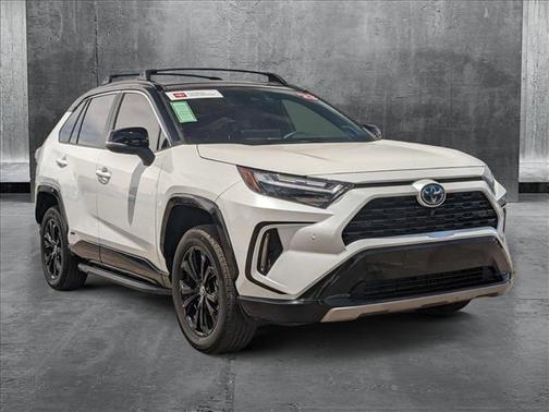 2023 Toyota RAV4 Hybrid SE