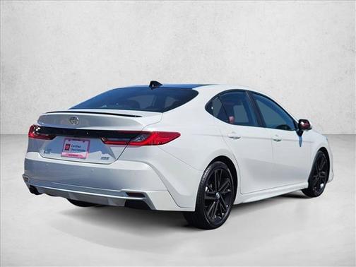 Wind Chill Pearl 2025 Toyota Camry XSE