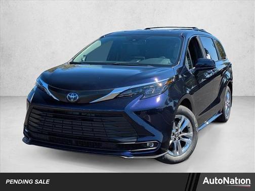 2025 Toyota Sienna XLE 7 Passenger