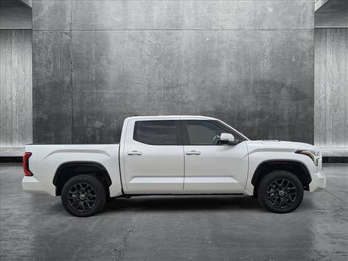 2024 Toyota Tundra Hybrid Platinum