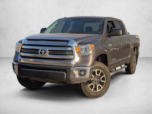 2017 Toyota Tundra SR5