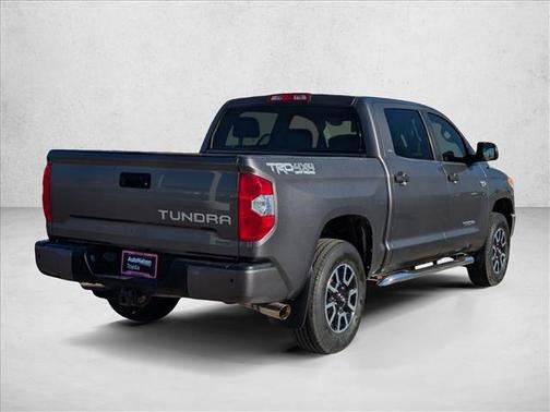 2017 Toyota Tundra SR5