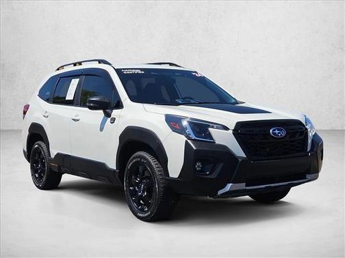 Crystal White Pearl 2024 Subaru Forester Wilderness