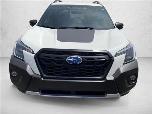 Crystal White Pearl 2024 Subaru Forester Wilderness