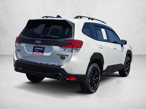 Crystal White Pearl 2024 Subaru Forester Wilderness