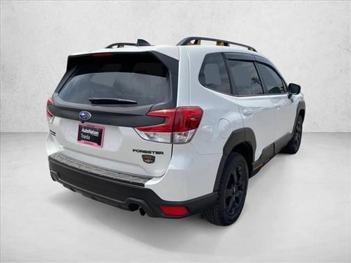 Crystal White Pearl 2024 Subaru Forester Wilderness